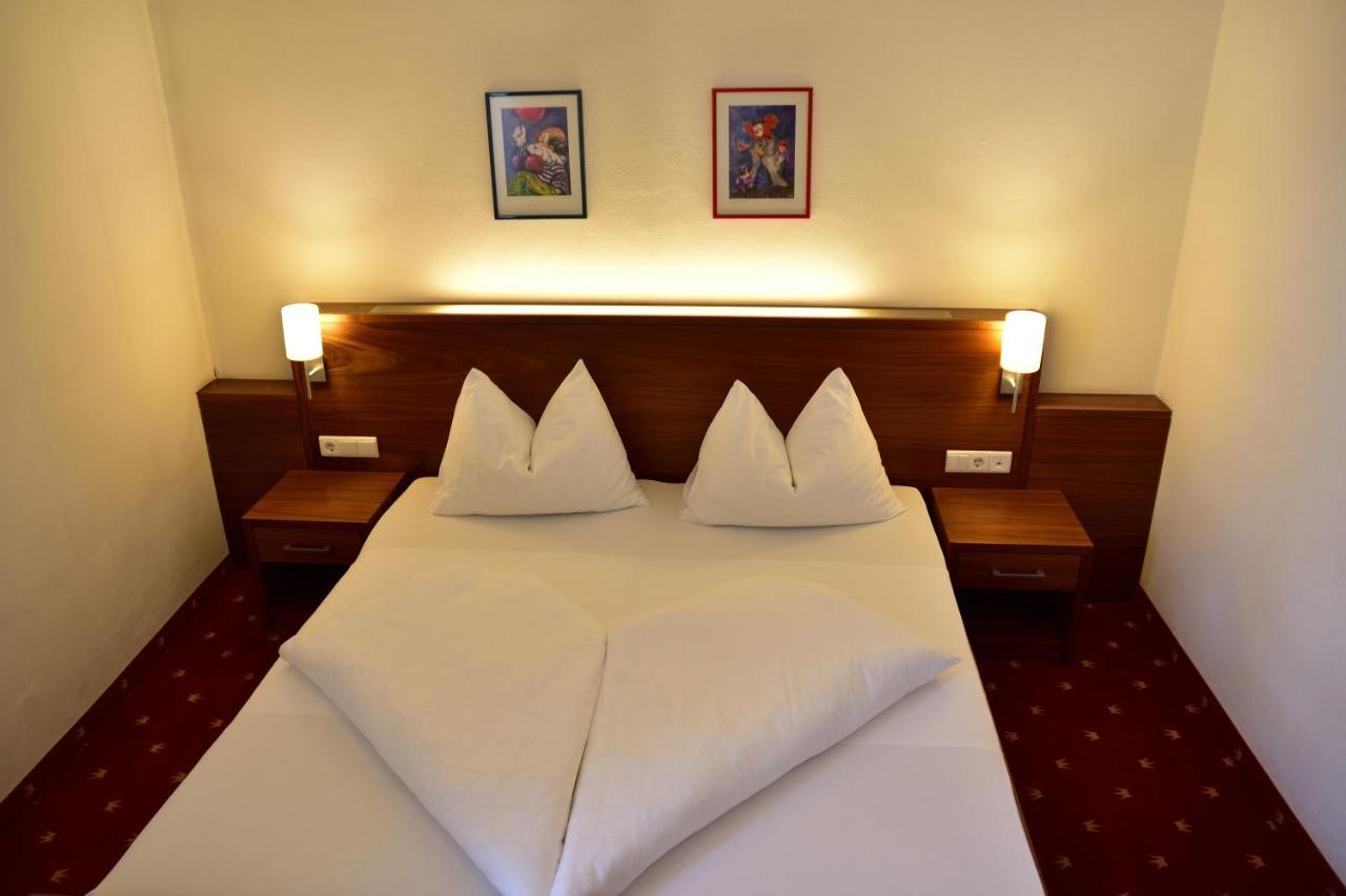 Hotel Krone Brunico Ngoại thất bức ảnh