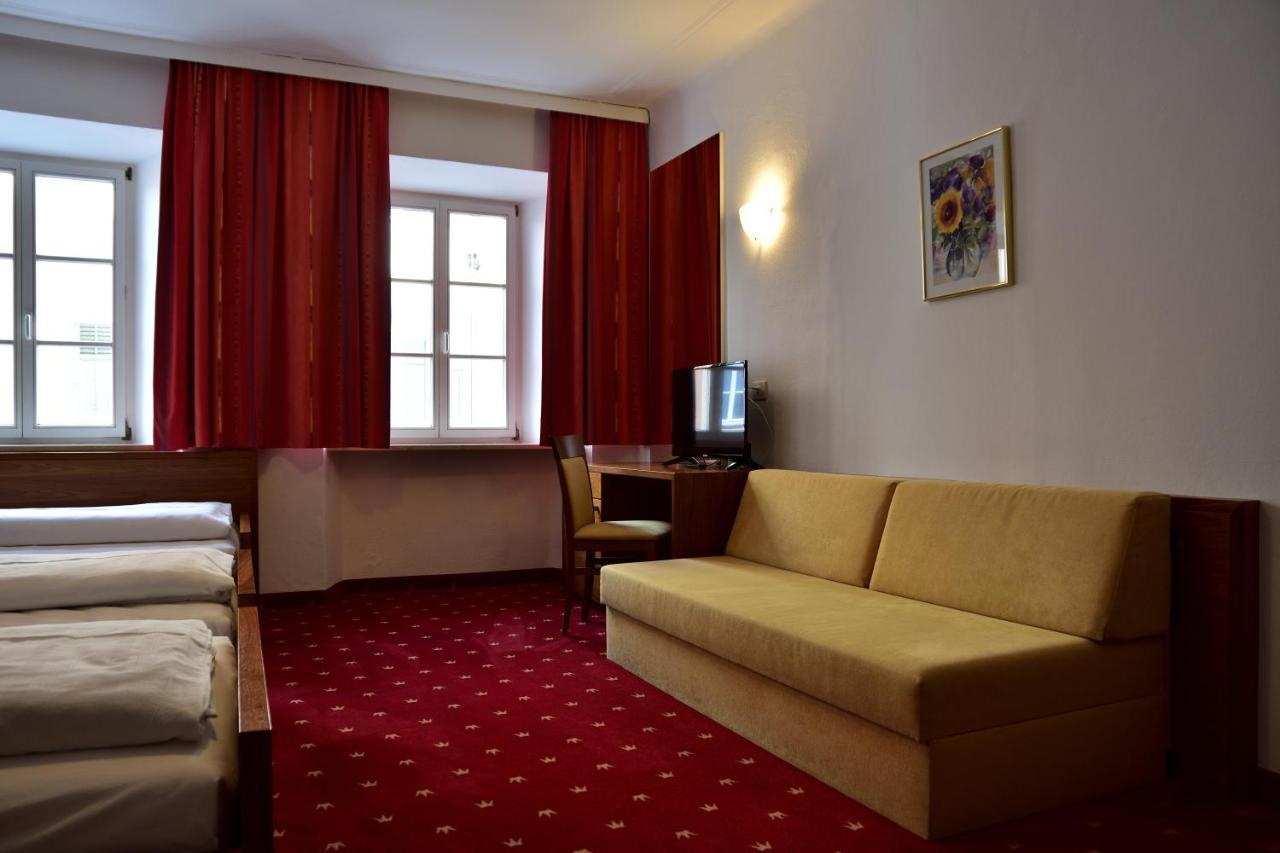 Hotel Krone Brunico Ngoại thất bức ảnh