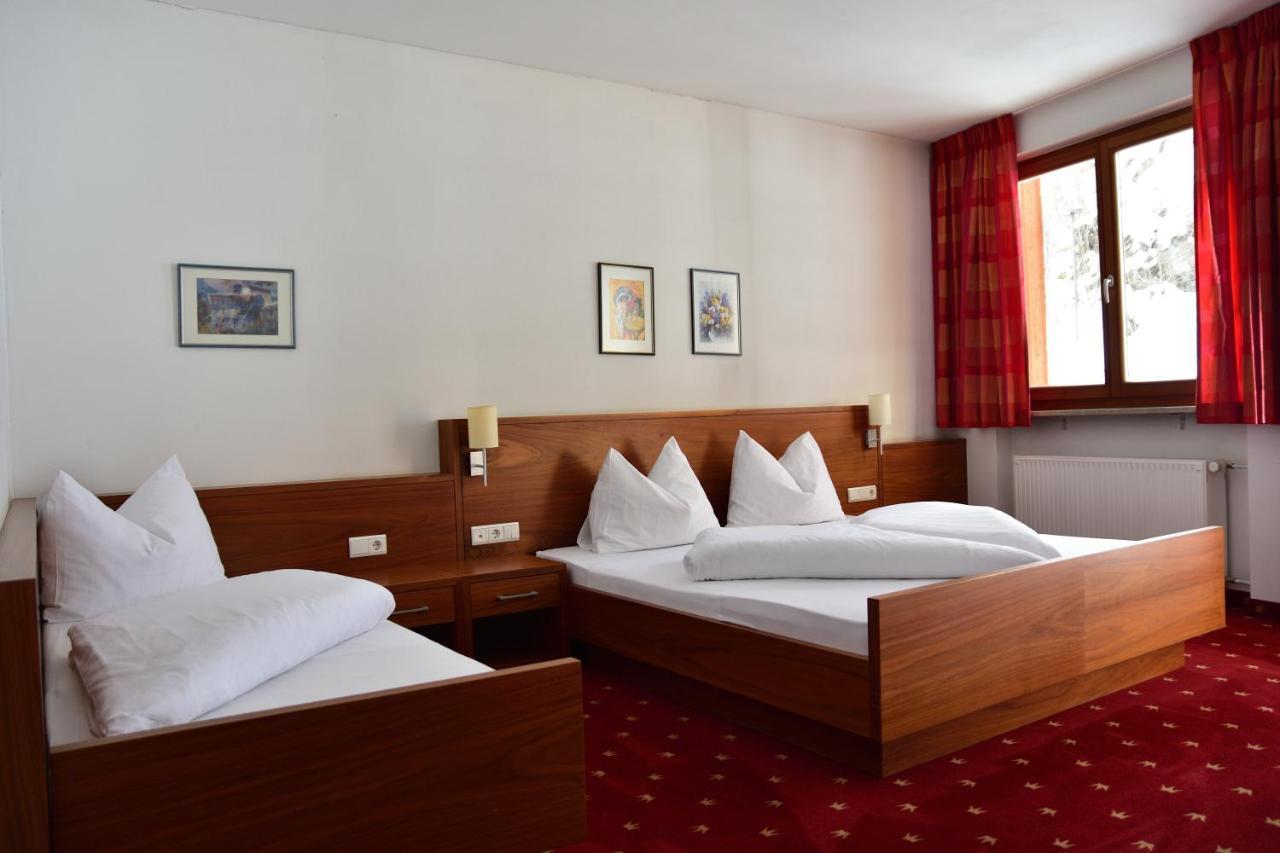 Hotel Krone Brunico Ngoại thất bức ảnh