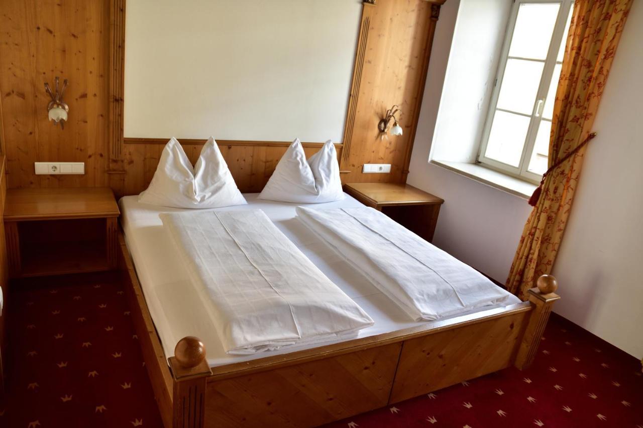 Hotel Krone Brunico Ngoại thất bức ảnh