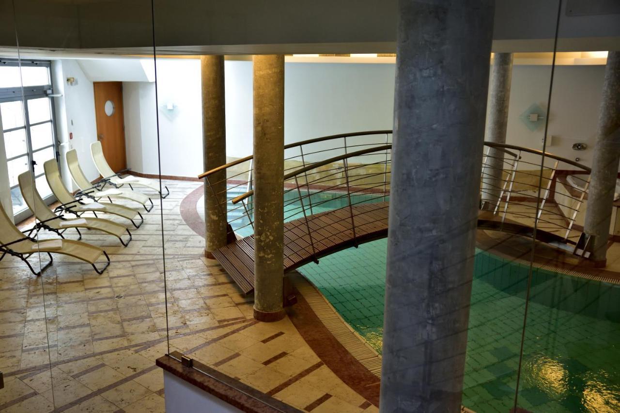 Hotel Krone Brunico Ngoại thất bức ảnh
